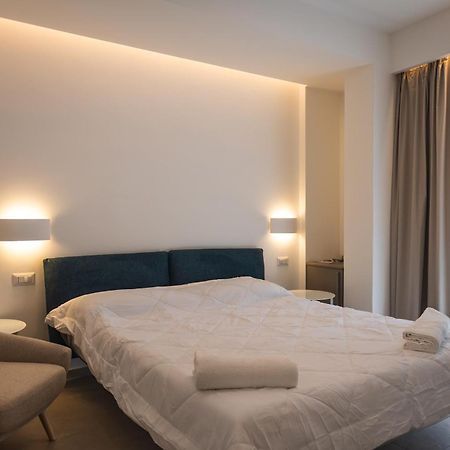 Atena Room Летояни Екстериор снимка