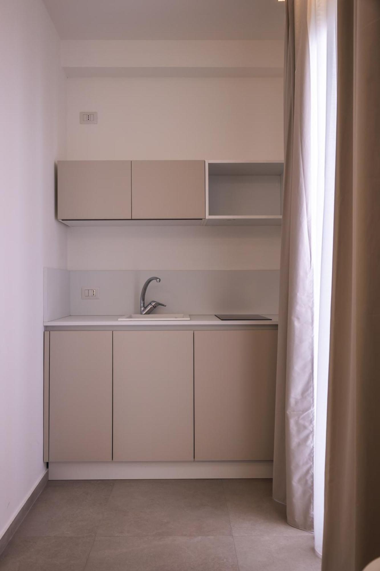 Atena Room Летояни Екстериор снимка