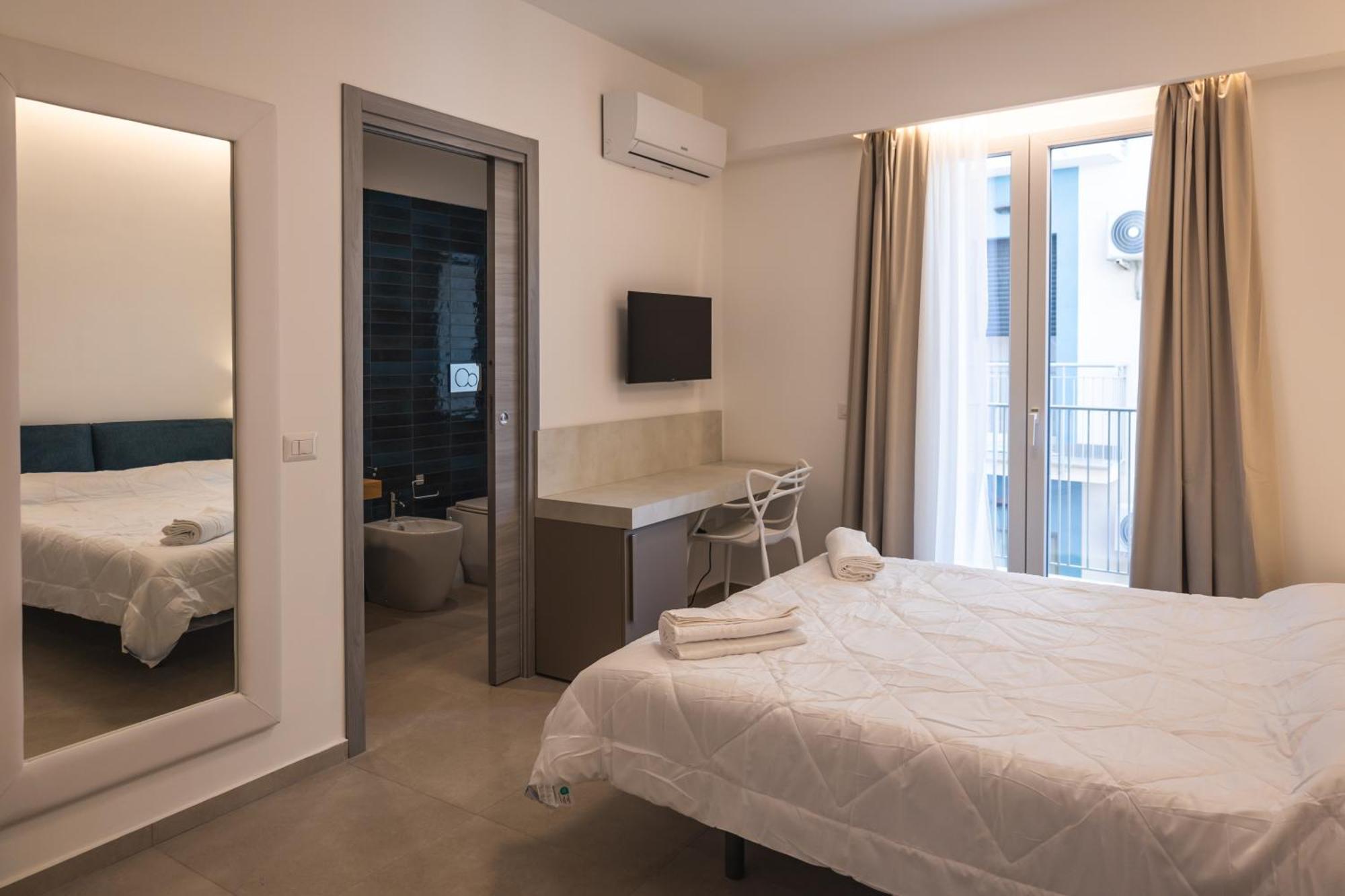 Atena Room Летояни Екстериор снимка