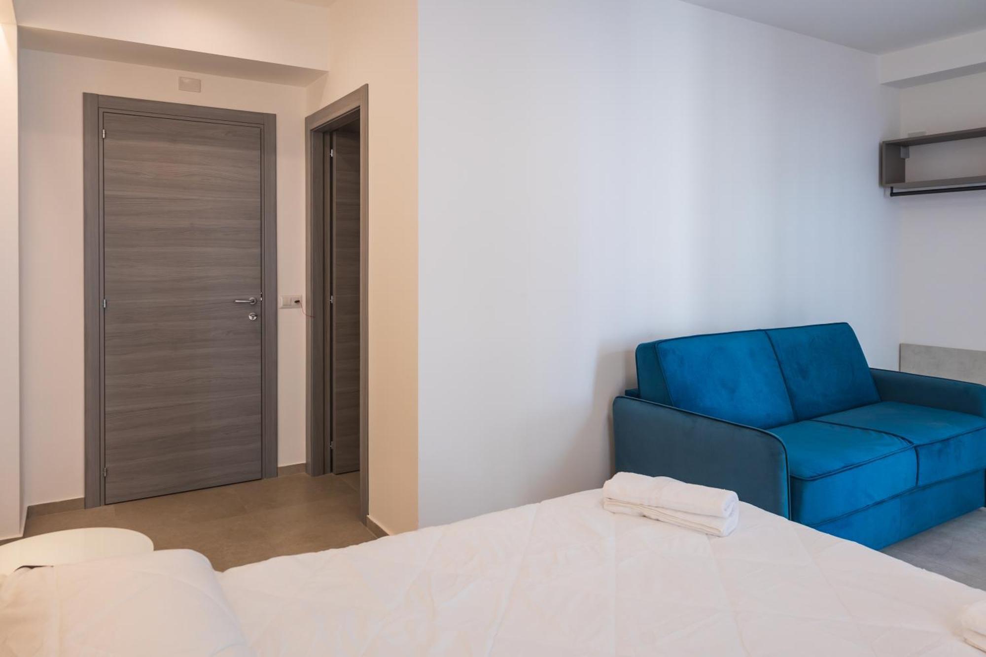 Atena Room Летояни Екстериор снимка