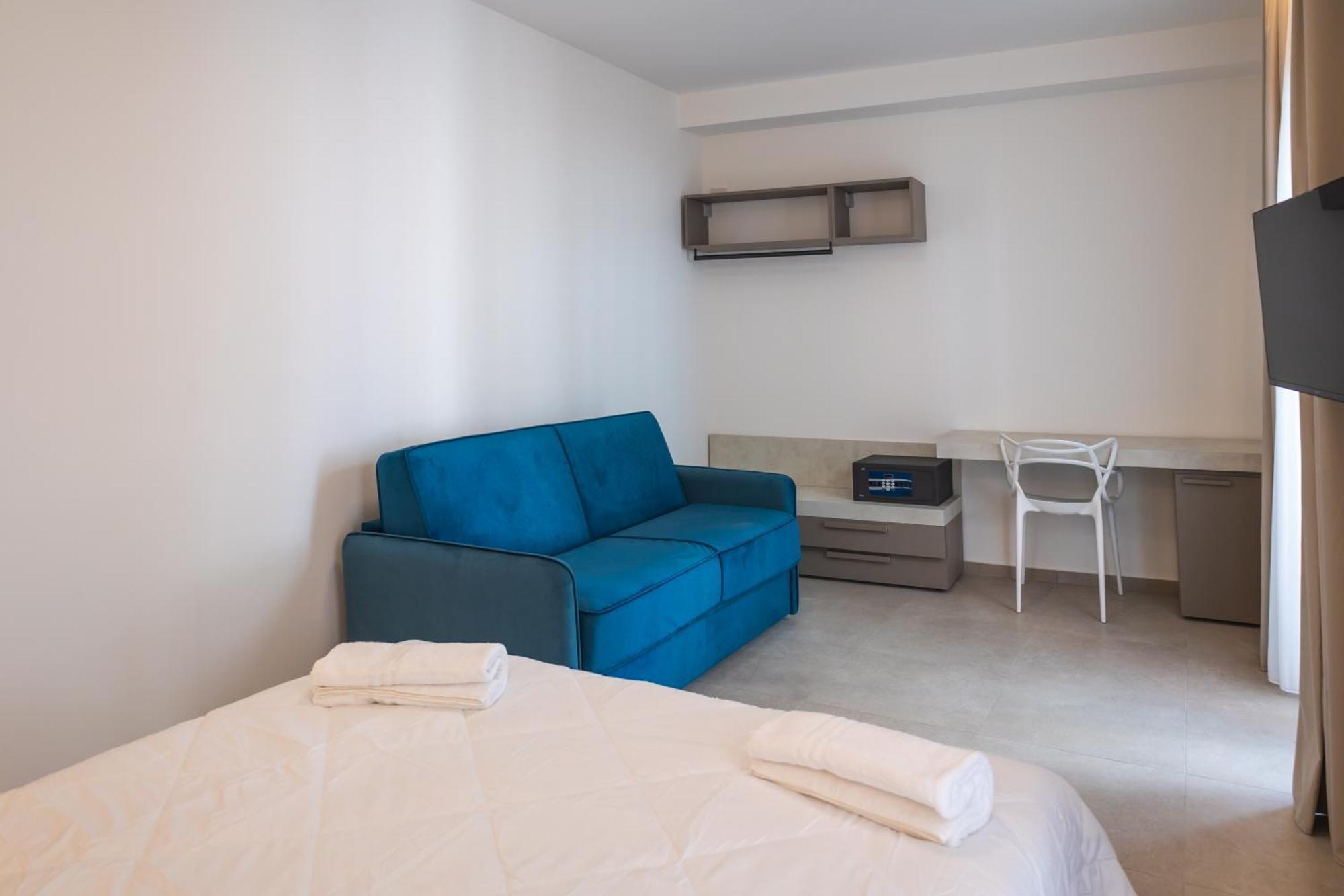 Atena Room Летояни Екстериор снимка