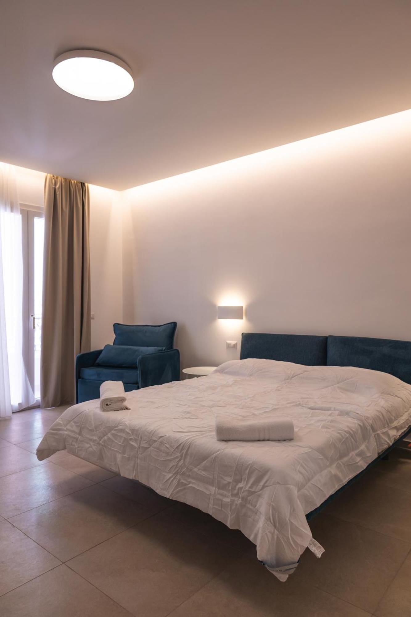 Atena Room Летояни Екстериор снимка